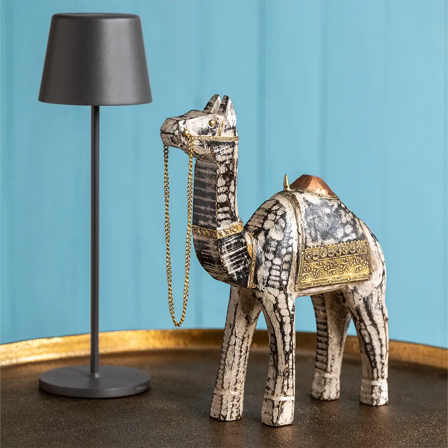 Geschnitztes Kamel Orun